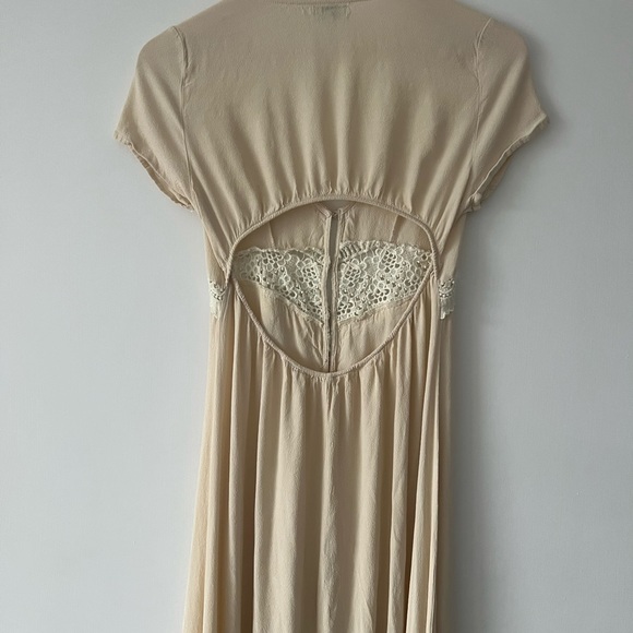 Tobi Cream Maxi Dress Lace Waist Cutout - Picture 8 of 14